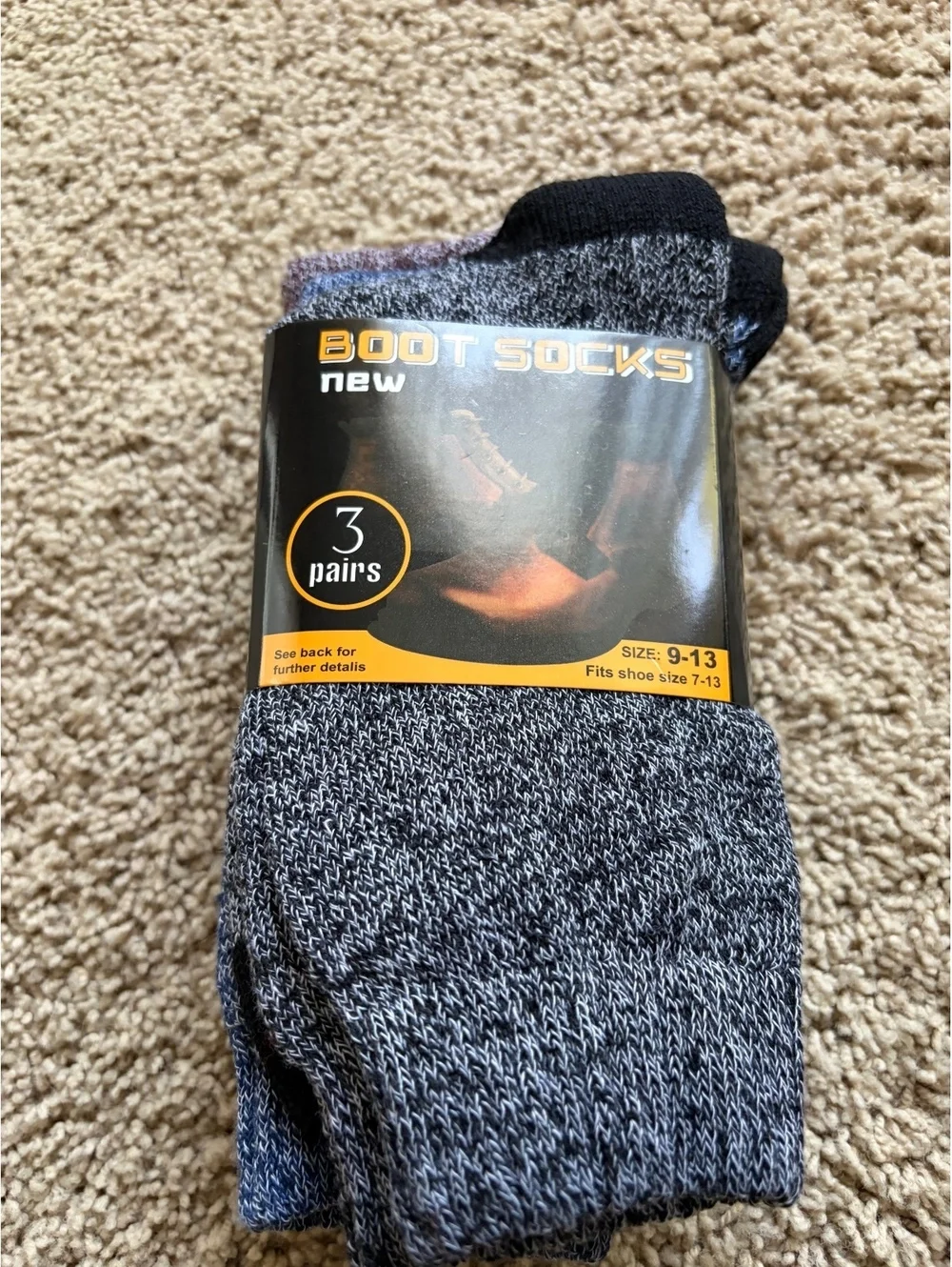 NWT 3-pack of men's heavy-duty thermal knit boot socks size 9-13 multicolor